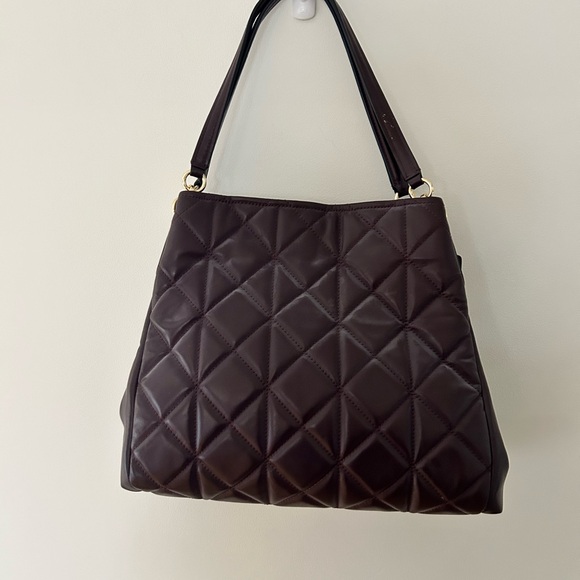 Coach Quilted Leather Shoulderbag - Picture 2 of 6